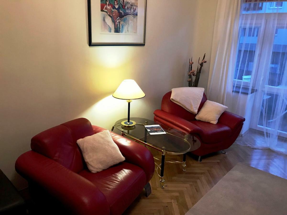 Ferienwohnung Apartament "Cleopatra 5" Przy Rynku Z Parkingiem, Faktury Vat Kielce Exterior foto